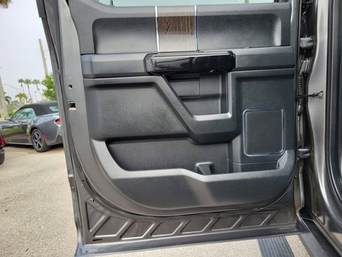 Certified 2020 Ford F250 Lariat w/ Lariat Ultimate Package image 12