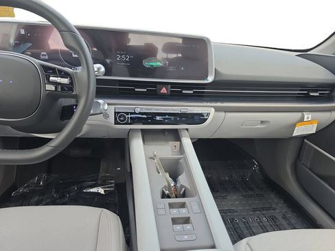 Certified 2025 Hyundai Ioniq 6 SEL RWD image 14