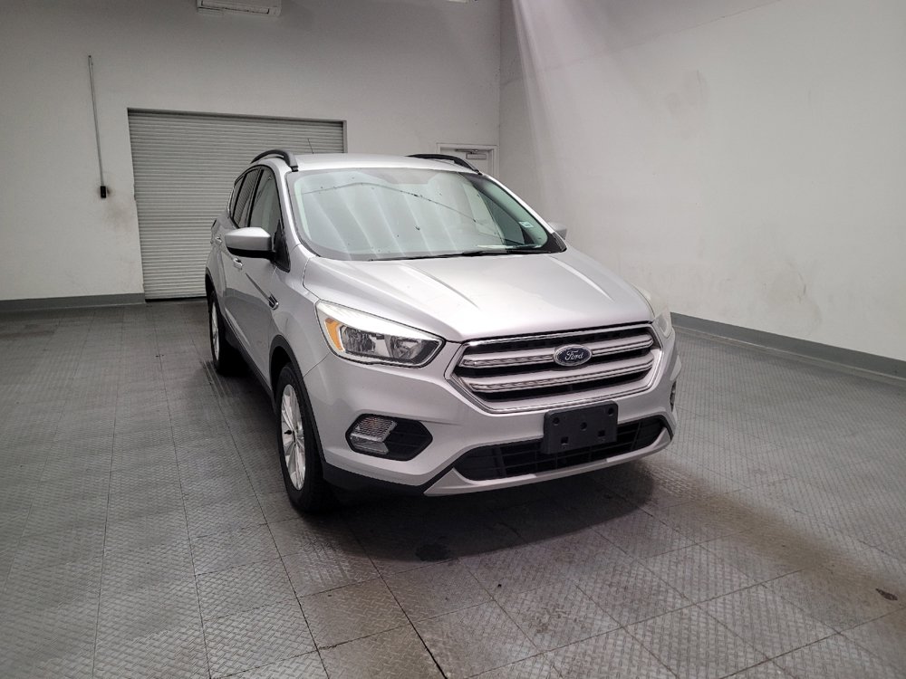 Used 2018 Ford Escape SE FWD image 14