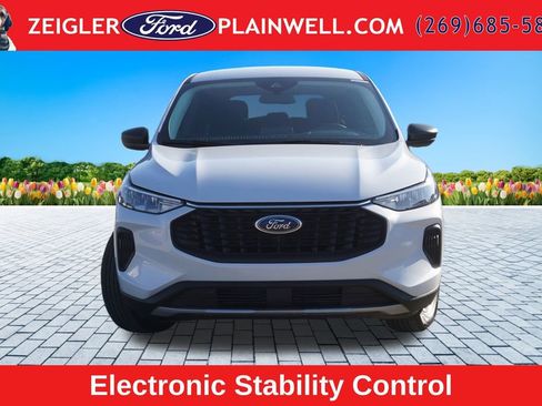 Used 2025 Ford Escape Active AWD/4WD image 8