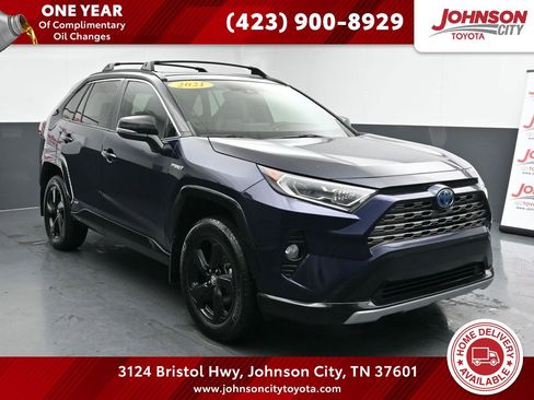 Used 2021 Toyota RAV4 XSE image 1