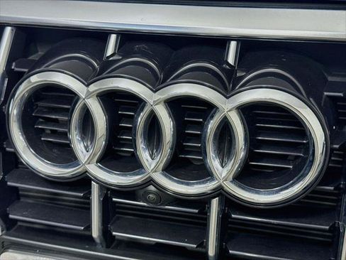 Certified 2023 Audi Q3 2.0T Premium Plus w/ Premium Plus Package AWD/4WD image 32
