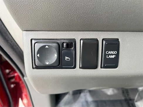 Used 2020 Nissan Frontier SV image 10