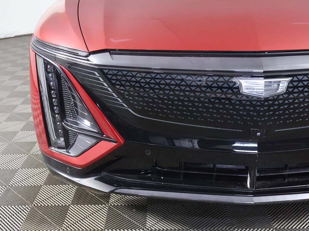 Used 2024 Cadillac Lyriq Sport RWD image 15