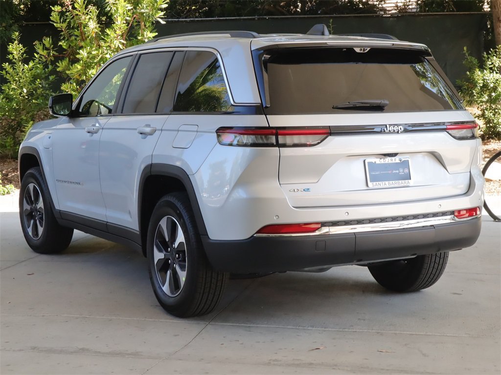 Used 2023 Jeep Grand Cherokee 4WD 4xe w/ Luxury Tech Group II image 5
