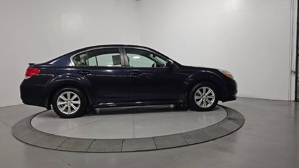 Used 2012 Subaru Legacy 2.5i Premium w/ All-Weather Pkg AWD/4WD image 7