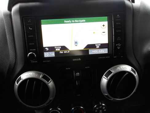 Used 2014 Jeep Wrangler Unlimited Sahara w/ Mopar Chrome Edition Group image 18