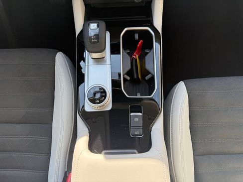 New 2026 Mitsubishi Outlander SE AWD/4WD image 17