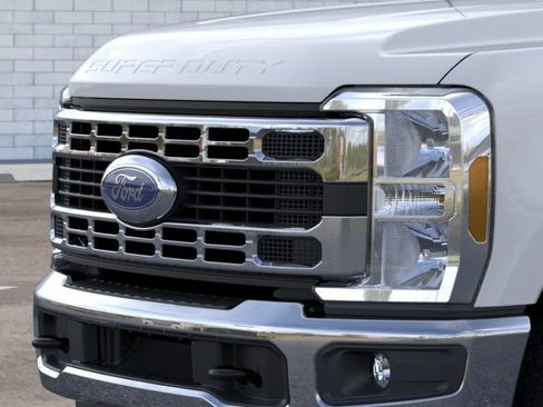 New 2026 Ford F250 XLT AWD/4WD image 17