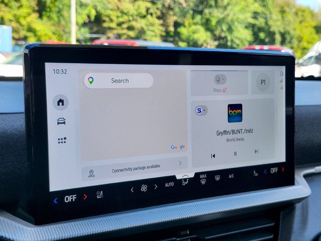 Certified 2025 Ford Explorer ST-Line w/ Premium Package AWD/4WD image 21