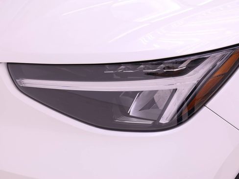 New 2026 Volvo XC40 B5 Core w/ Protection Package Premier image 25