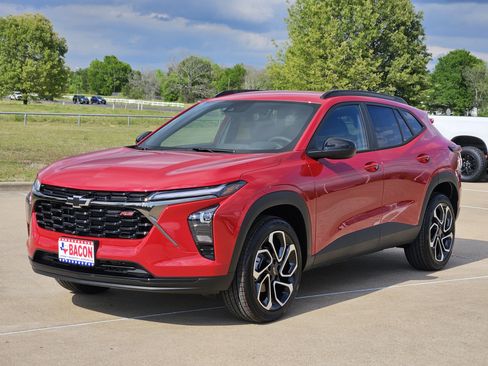 New 2026 Chevrolet Trax RS FWD image 1