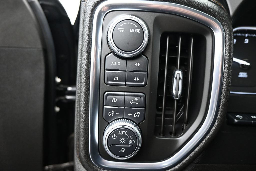 Used 2020 GMC Sierra 1500 AT4 w/ AT4 Premium Package AWD/4WD image 12