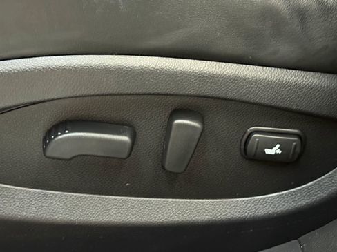 Used 2016 INFINITI QX70 2WD image 26