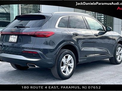 Used 2025 Audi Q5 Premium w/ Convenience Package