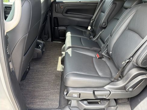 Used 2025 Honda Odyssey EX-L image 29