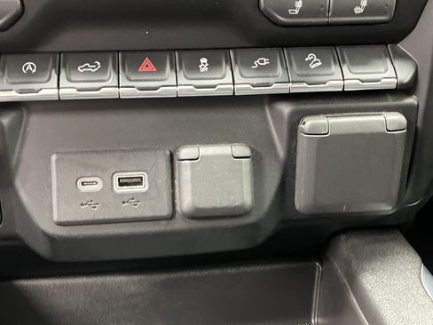 Certified 2021 Chevrolet Silverado 1500 LT Trail Boss w/ Convenience Package II AWD/4WD image 25