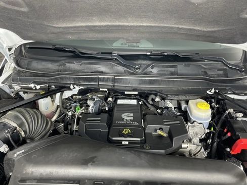 Used 2024 RAM 2500 Big Horn image 10