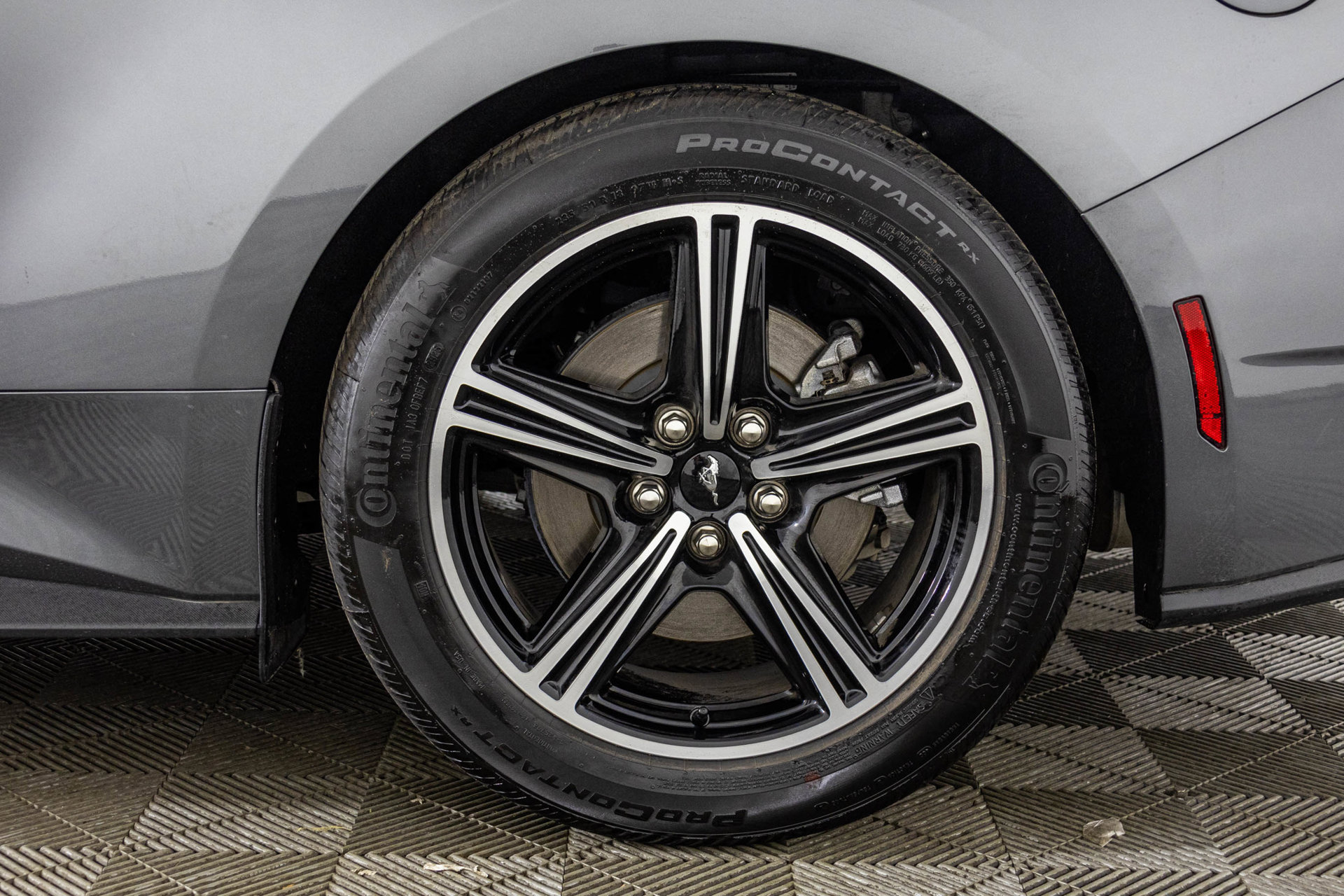 Used 2025 Ford Mustang Coupe RWD image 43