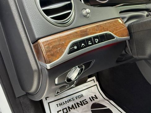 Used 2015 Mercedes-Benz S 550 4MATIC Sedan image 29