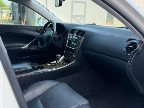 Used 2010 Lexus IS 250 RWD image 22