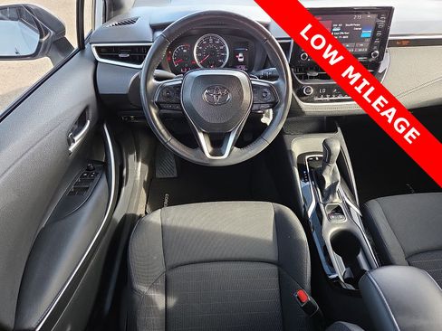Used 2021 Toyota Corolla SE image 11