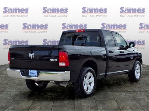Used 2024 RAM 1500 Classic SLT AWD/4WD image 7