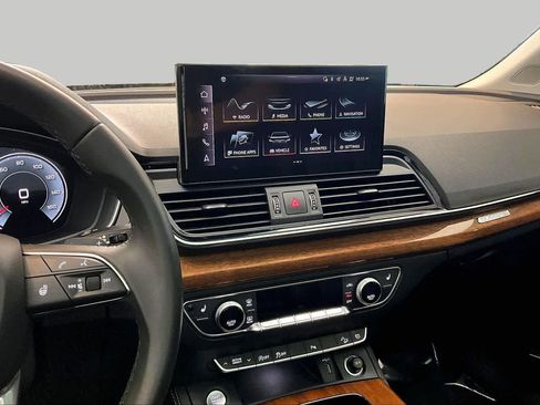Certified 2023 Audi Q5 2.0T Premium Plus w/ Premium Plus Package AWD/4WD image 7