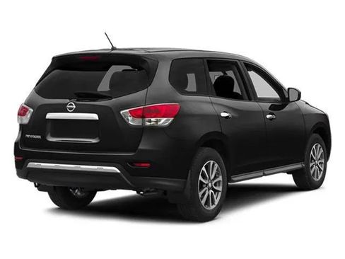 Used 2014 Nissan Pathfinder Platinum w/ Platinum Premium Package FWD image 2