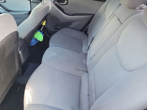 Used 2016 Hyundai Elantra SE image 18