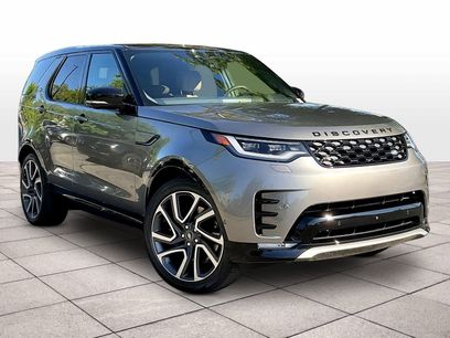 New 2025 Land Rover Discovery Dynamic SE