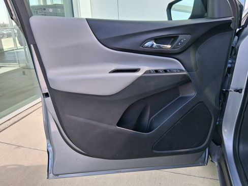 Used 2024 Chevrolet Equinox LS w/ LS Convenience Package FWD image 16