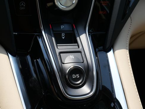 Used 2024 Acura RDX SH-AWD image 24