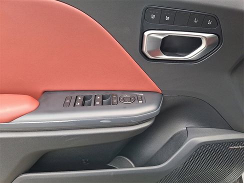 New 2025 Kia K4 GT-Line Turbo image 8