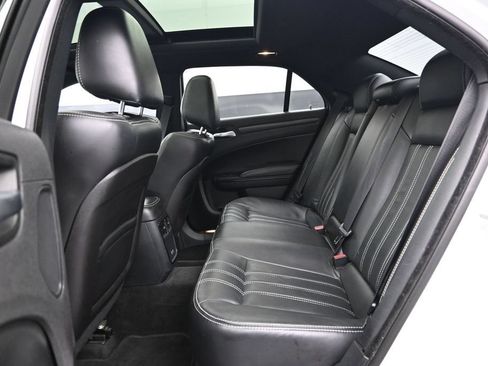 Used 2015 Chrysler 300 S w/ 300S Premium Group RWD image 19