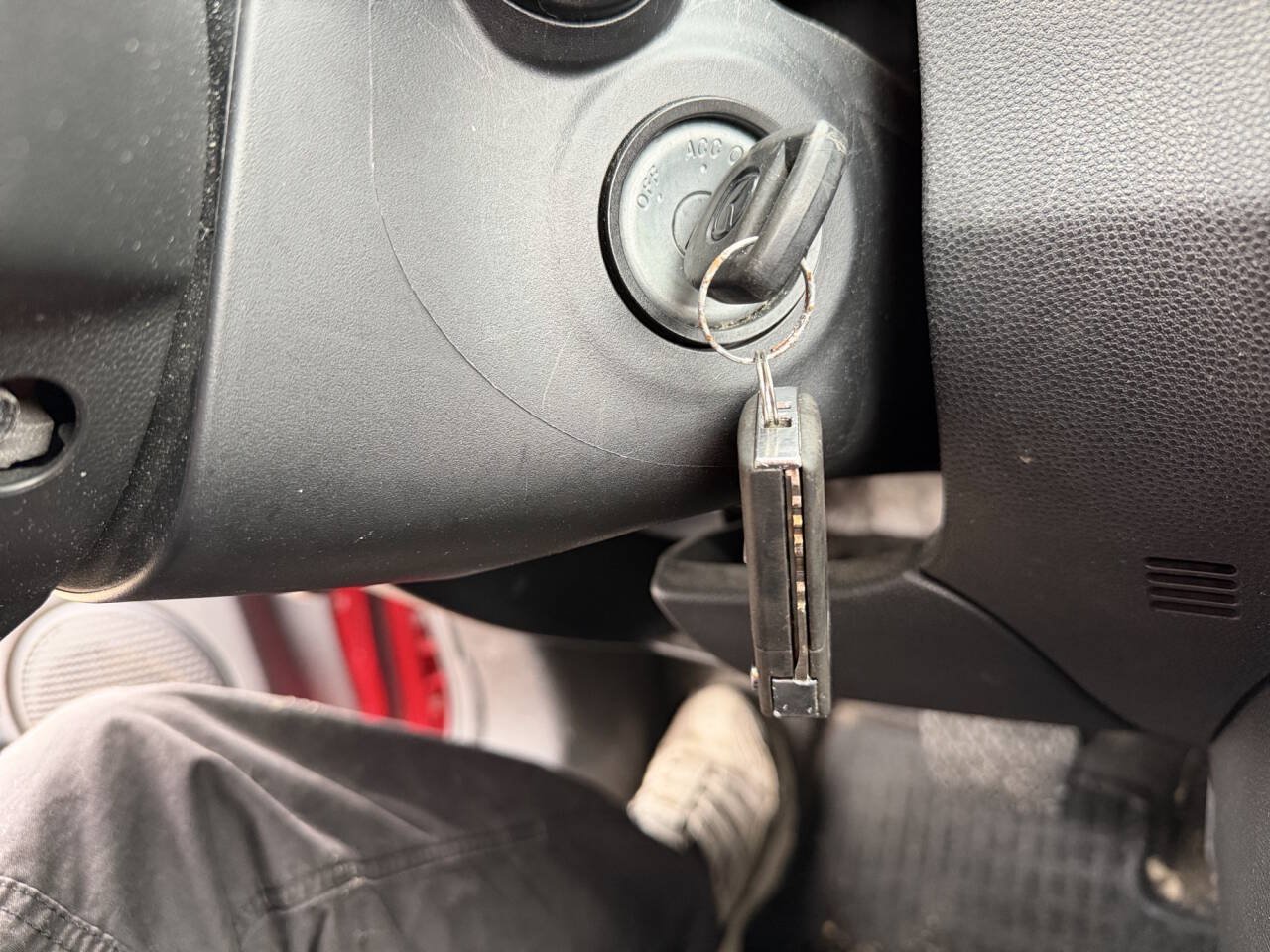 Used 2013 MAZDA MAZDA2 Sport FWD image 43