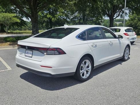 Certified 2024 Honda Accord LX image 7