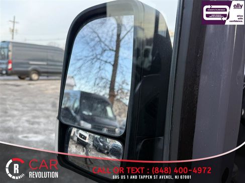 Used 2024 Mercedes-Benz Sprinter 2500 image 23