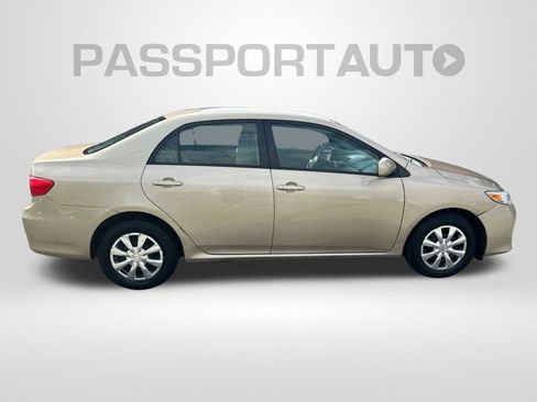 Used 2011 Toyota Corolla LE FWD image 5