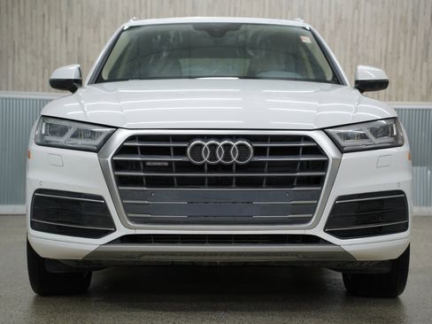 Used 2018 Audi Q5 2.0T Premium Plus w/ Premium Plus Package image 3