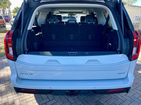 Used 2025 Ford Expedition Max Active image 5