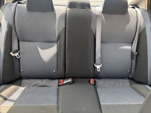 Used 2025 Nissan Versa SV FWD image 36