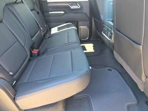 New 2026 GMC Sierra 3500 Denali w/ Denali Reserve Package AWD/4WD image 24