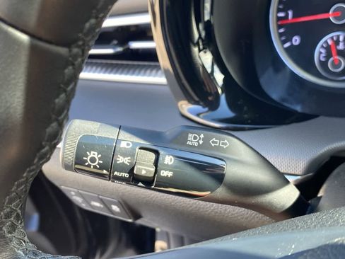 Used 2023 Kia K5 GT-Line image 25