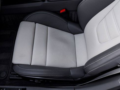 Used 2024 Porsche 911 Turbo image 22