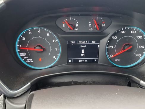 Used 2021 Chevrolet Equinox LS image 19