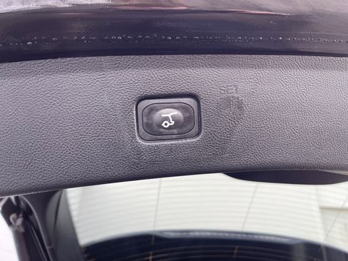 Used 2024 Ford Edge SEL w/ Convenience Package image 23