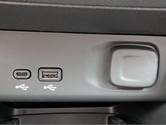 New 2026 Buick Envista Sport Touring w/ Convenience I Package FWD image 34