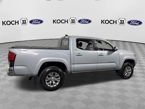 Used 2019 Toyota Tacoma SR5 image 9