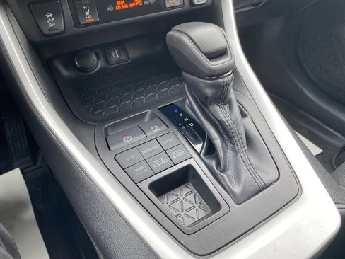 Used 2023 Toyota RAV4 XLE image 33